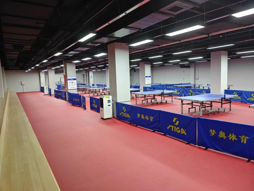梦奥乒乓球俱乐部场地图片1