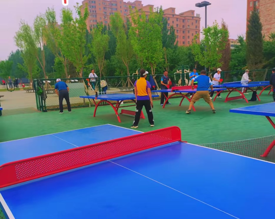 东湖体育公园场地图片1
