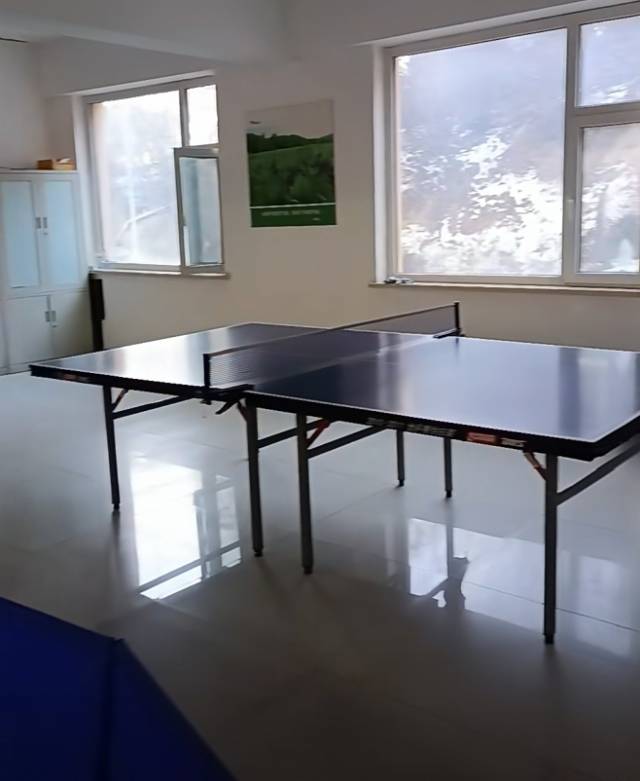 望云社区物业楼乒乓球场地图片1